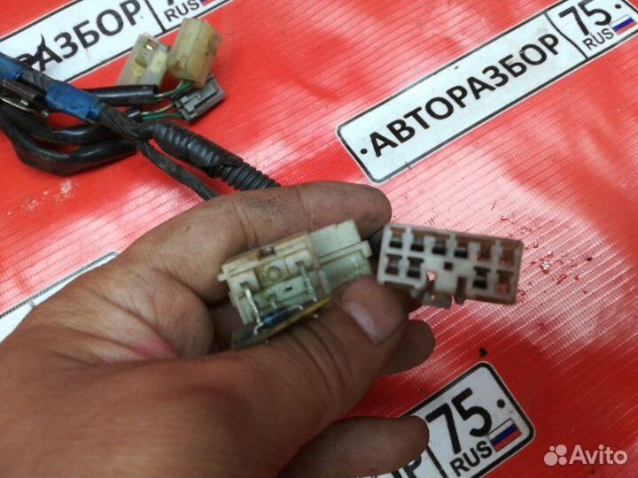 Кабель антенны Toyota Land Cruiser HDJ81 1HDT