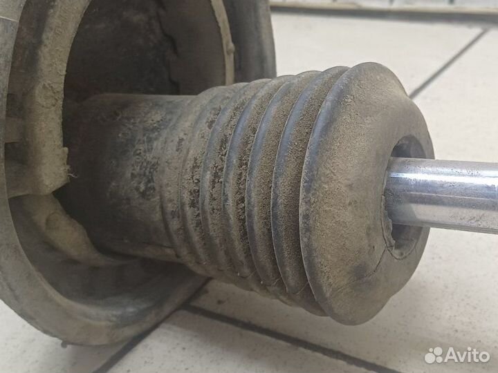 Амортизатор передний левый Renault Symbol 1.4