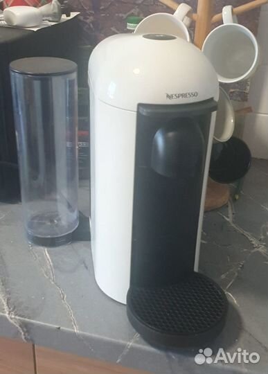 Кофемашина капсульная Nespresso Vertuo GCB2