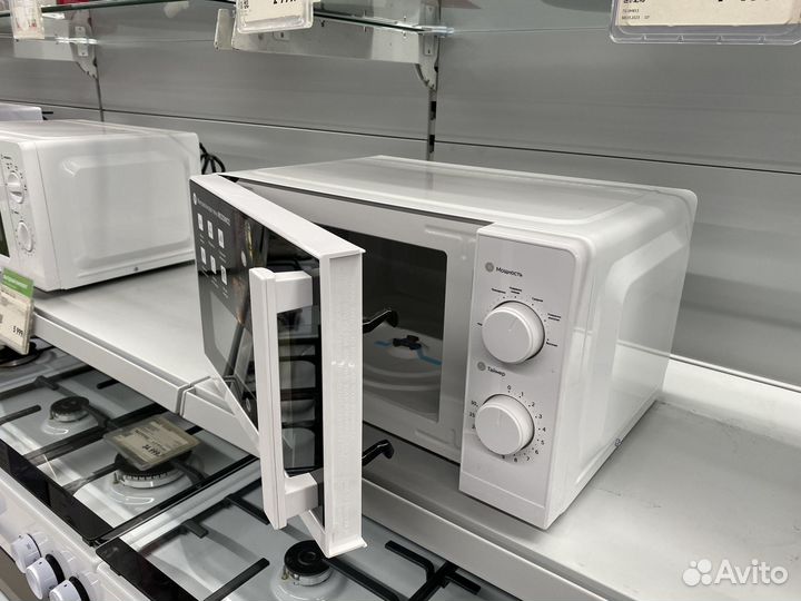 Новая Микроволновая печь HI CMW 207M02W