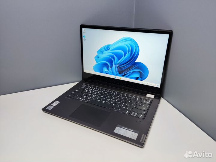 Сенсорный ноутбук Lenovo Ideapad i3 8/256