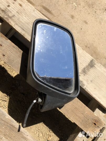 Зеркало на приору