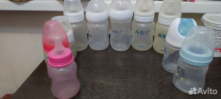 Молокоотсос и бутылочки avent