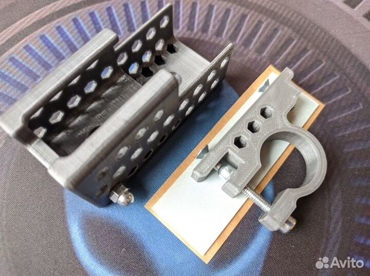 Держатель универсальный для фонаря Nitecore T4K