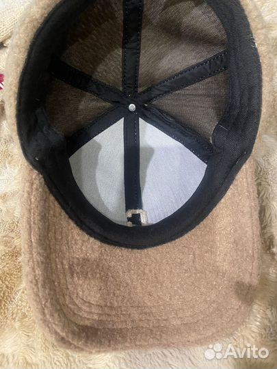 Зимняя теплая кепка