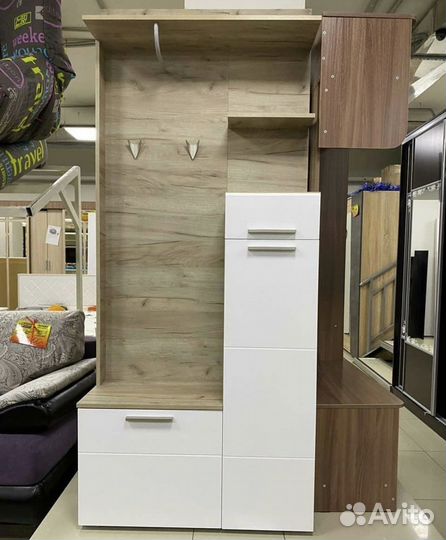 Вешалка прихожая новая