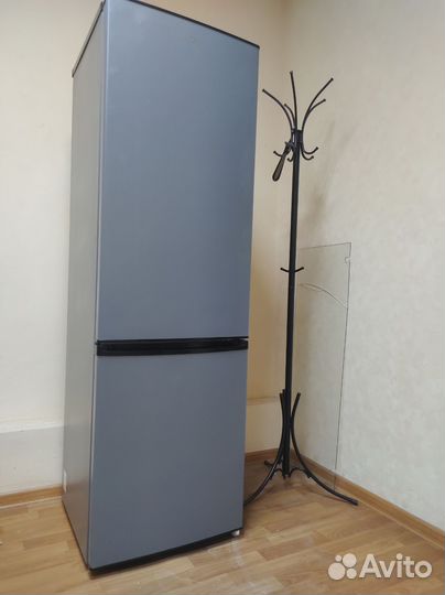 Холодильник Индезит двухкамерный