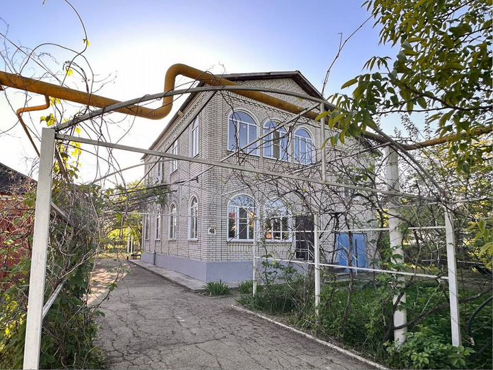 Дом 194 м² на участке 28 сот.