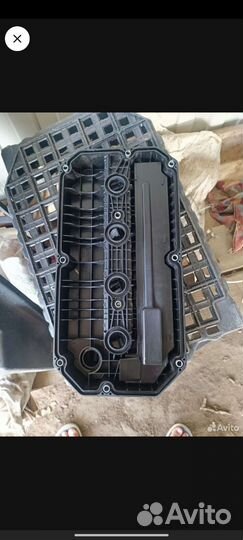 Клапанная крышка