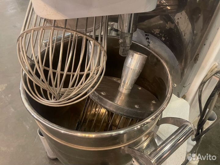 Миксер планетарный бу