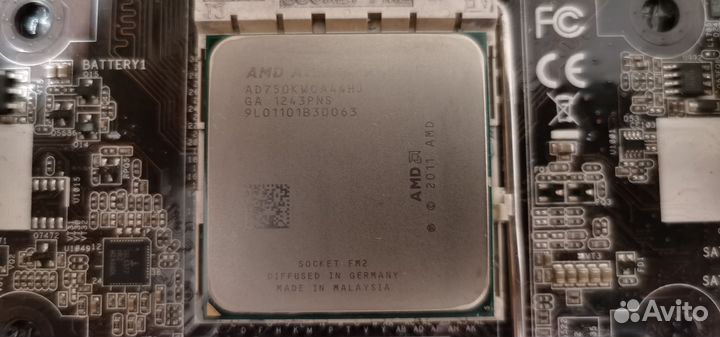 Материнская плата с процессором AMD Athlon X4 750K