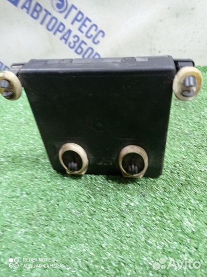 Блок управления дверьми задний левый Mercedes-Benz