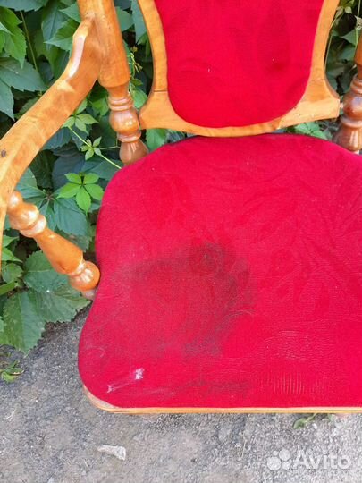 Мягкий стул со спинкой