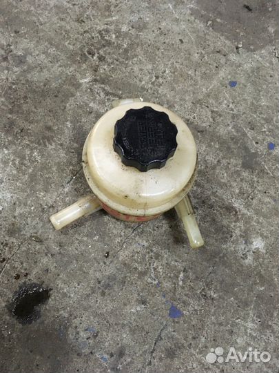 Бачок гидроусилителя (Kia Shuma, Kia Spectra)