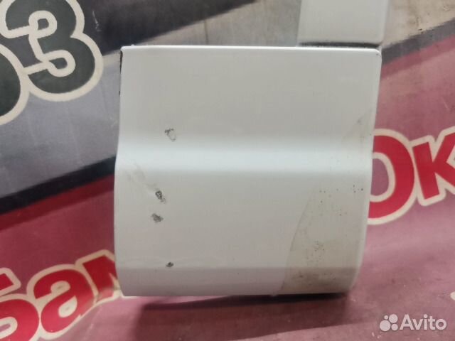 Накладка крыла передняя правая Audi Q7