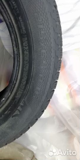 Gislaved Nord Frost 5 215/65 R16