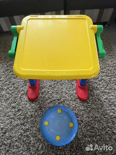 Детский стол и стул пластик