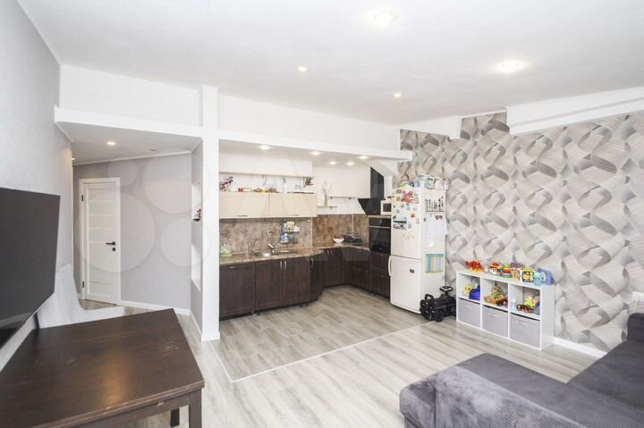 2-к. квартира, 75 м², 7/7 эт.