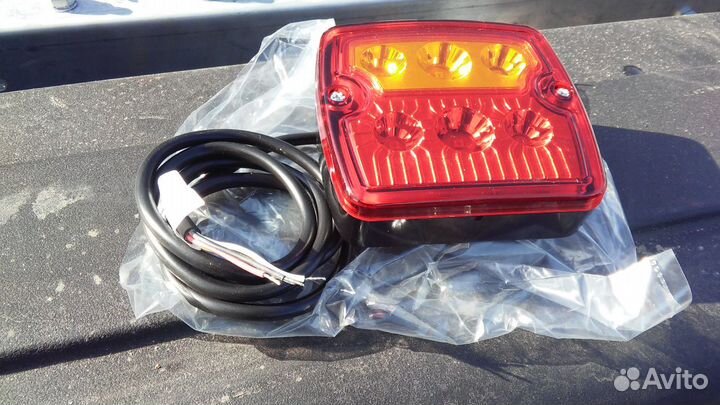 Светодиодные влагостойкие фонари для прицепа