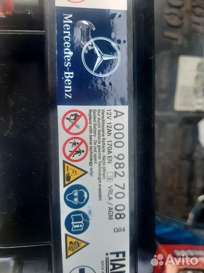 Аккумулятор автомобильный на mercedes