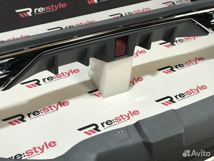 Обвес Toyota Land Cruiser 200 с16г Wald Под покрас