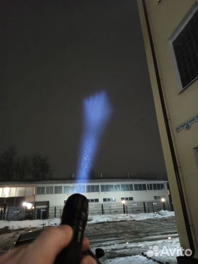 Сверхъяркий фонарик, есть разные модели, доставка