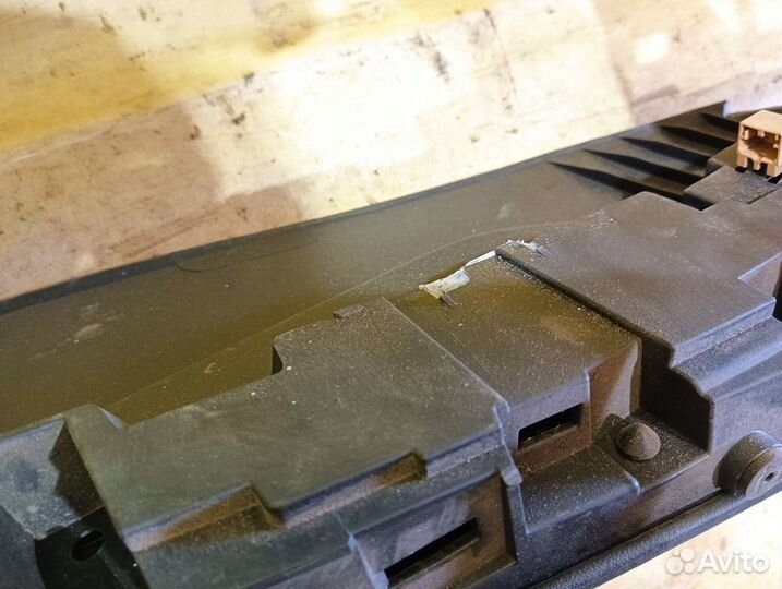 Консоль подлокотник Audi A4 B9 2015 Ауди а 4