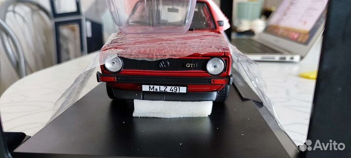 VW Golf GTI 1976 Red 1:18 Norev