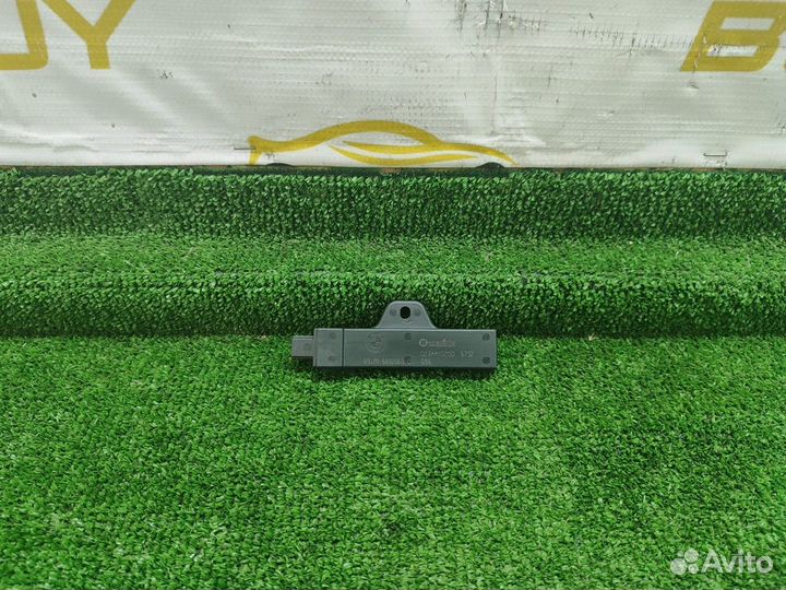 Антенна комфортного доступа BMW 7