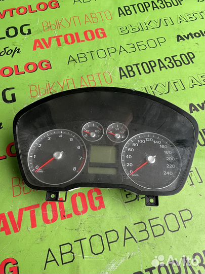 Приборная панель Ford C-Max