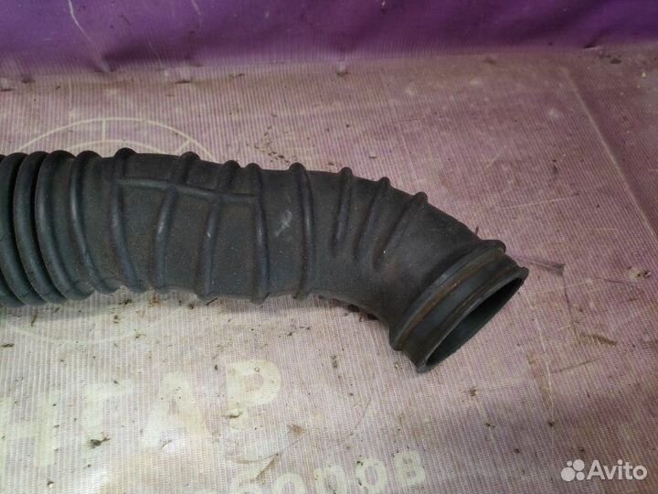 Патрубок воздушного фильтра Peugeot 4007 DW12 2008