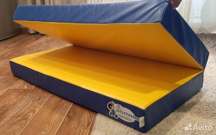 Мат гимнастический спортивный складной