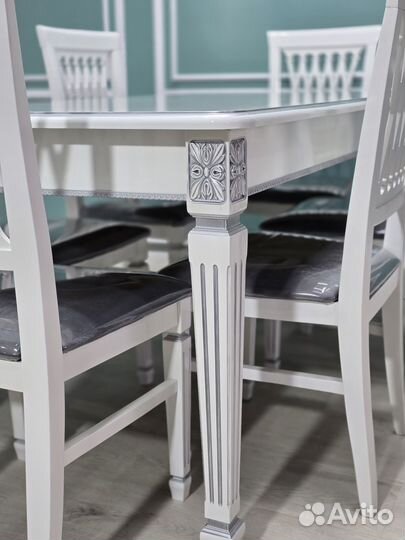 Кухонный стол