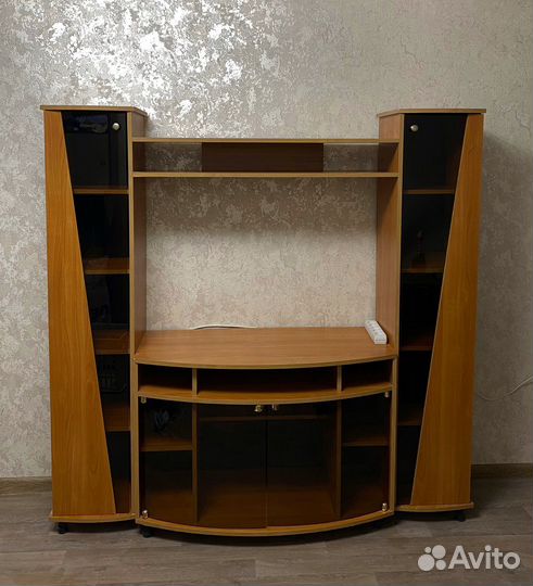 Стенка под тв