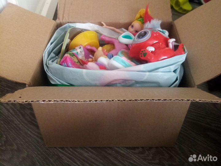 Мелкие игрушки пакетом для девочки