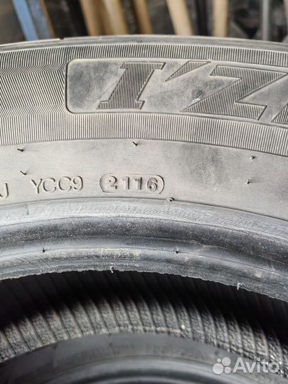 Kumho I'Zen KW31 225/65 R17 R