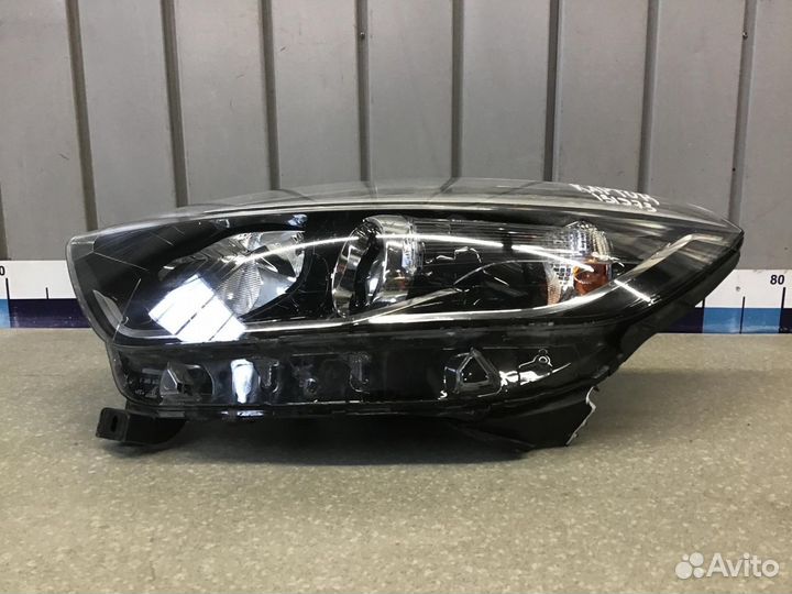Фара левая Renault Kaptur 2016