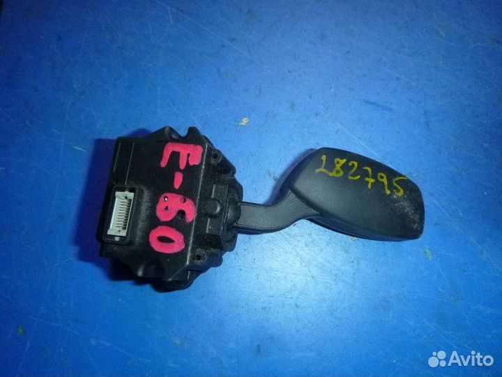 Переключатель поворотов подрулевой BMW E60/E61 200