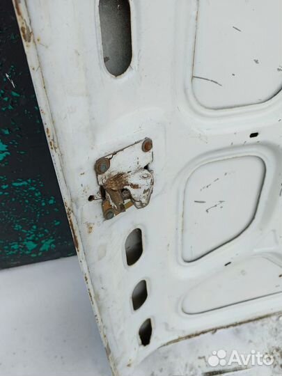 Крышка багажника газ 3102 Волга