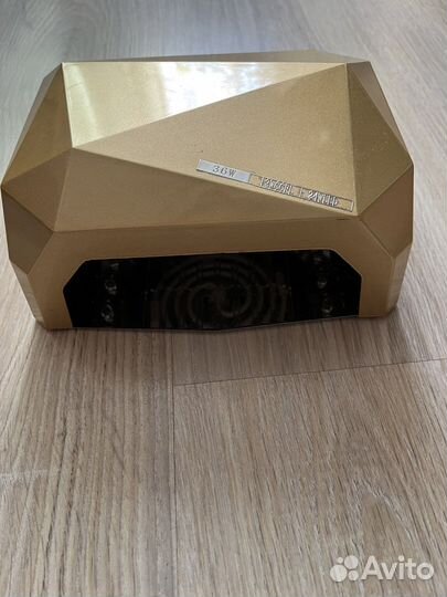 Led лампа для маникюра