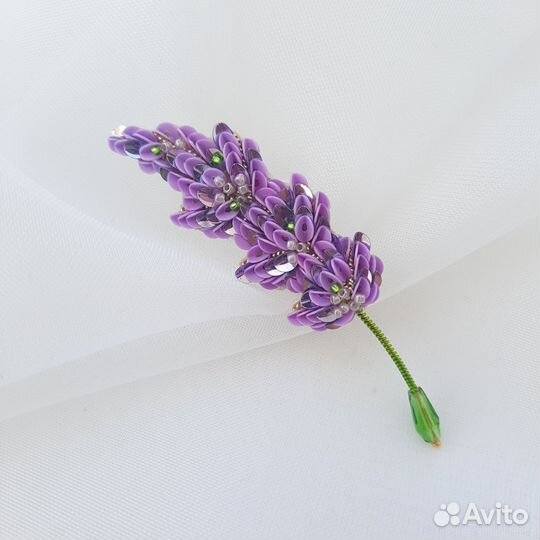 Брошь ручной работы Лаванда