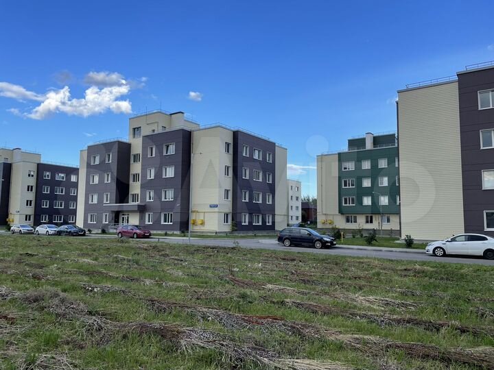 3-к. квартира, 79,9 м², 2/4 эт.