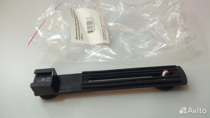 Держатель планка для установки вспышки, света