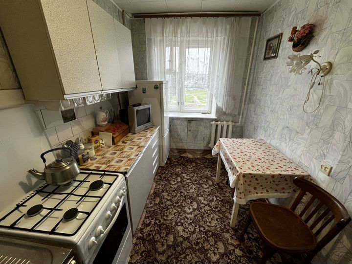 2-к. квартира, 55 м², 3/5 эт.