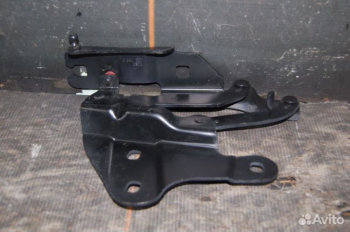 Петля капота правая - BMW X1 E84