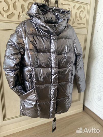 Пуховик зимний женский