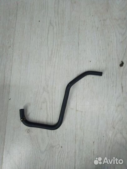 Трубка Шланг вентиляции картерных газов Nissan mic