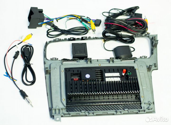 Штатное головное устройство Golf 7 Android