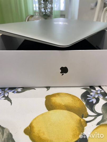 Apple MacBook Air а1466