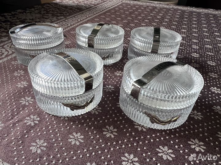 Икорница Белуга